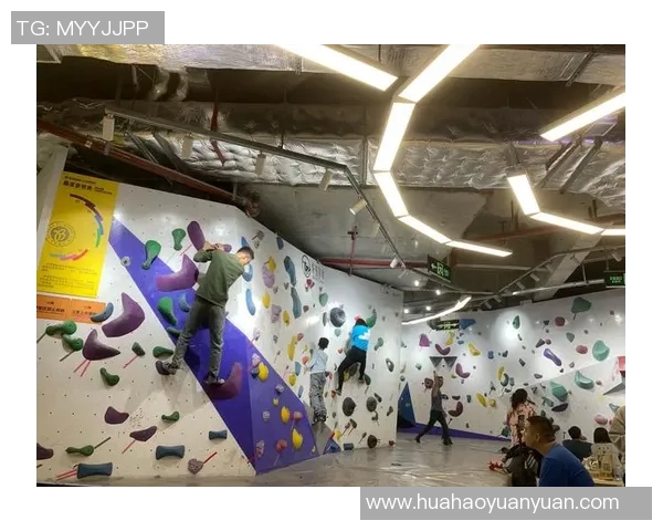 重庆攀岩队在极限运动会中的灵活性表现引发热议与关注