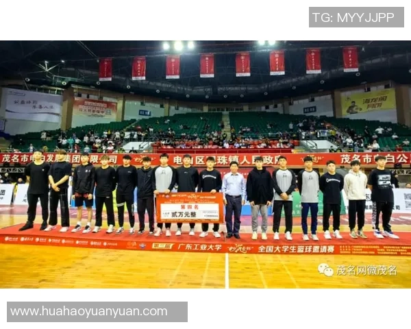 2020年清华大学与华侨大学篮球赛精彩回顾与赛后分析